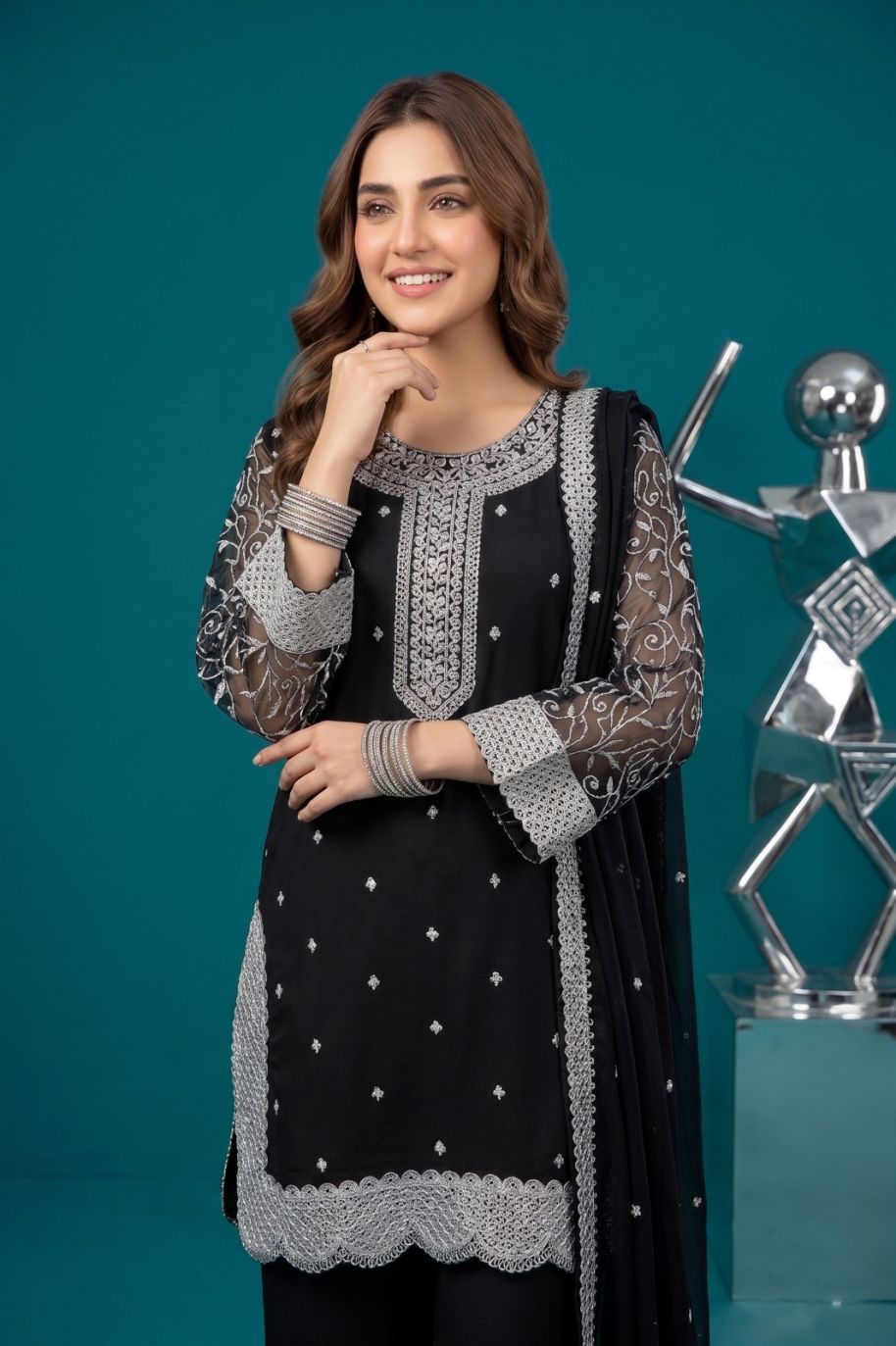W013 Women Chiffon