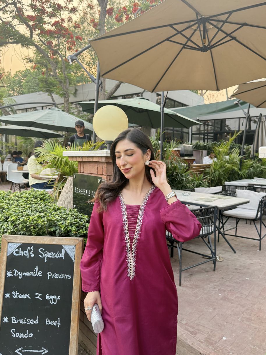 Aira-02 Women Raw Silk