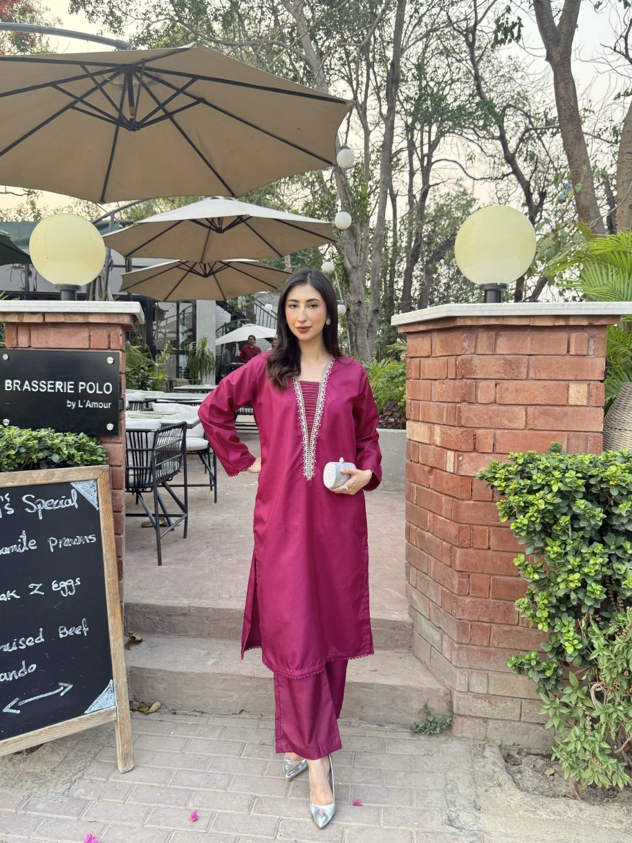 Aira-02 Women Raw Silk